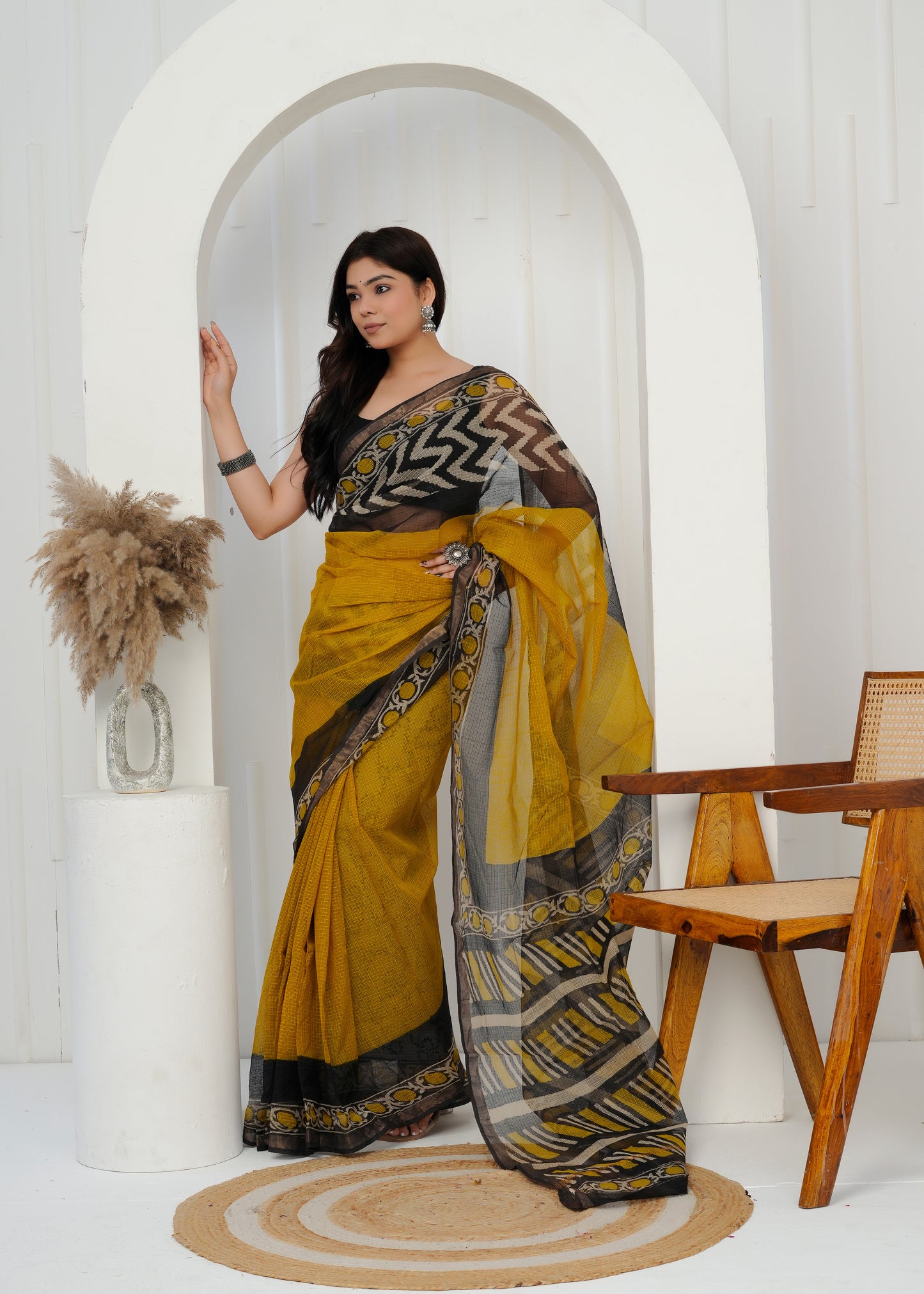 Elegant Handmade Kota Doria Saree with Traditional