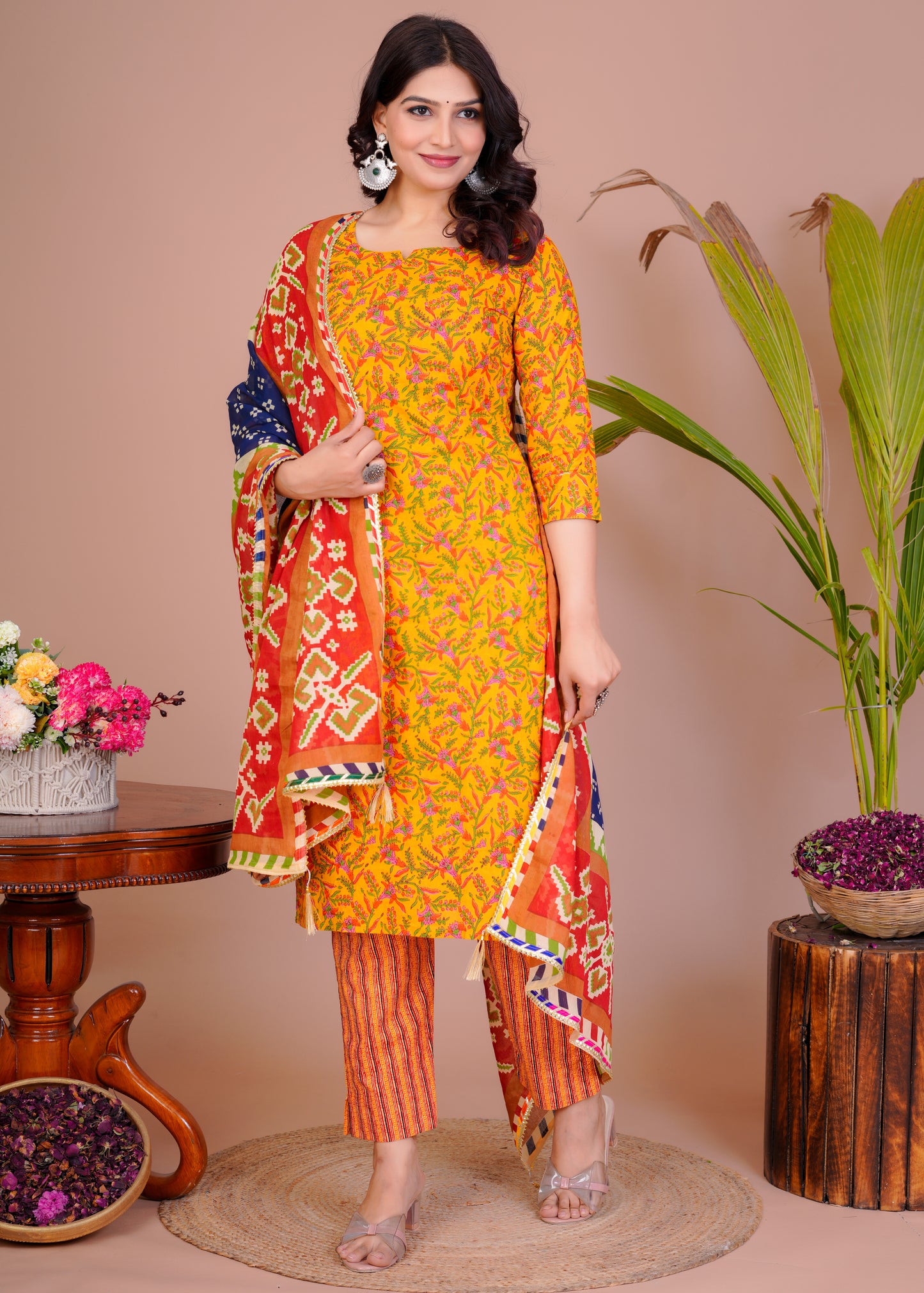 Cotton Kurta Pant Set With Printed Malmal Duptta