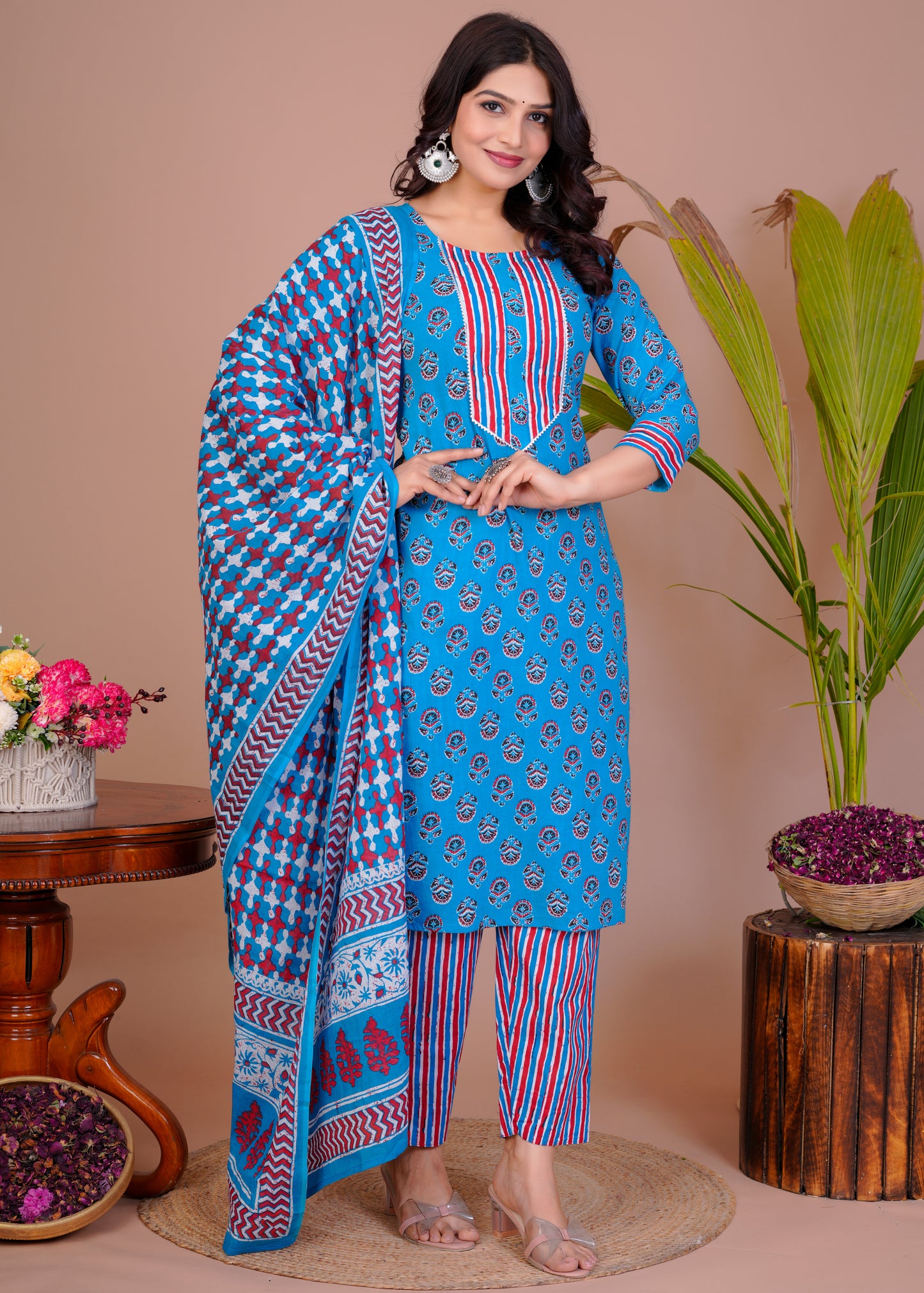 Cotton Suit With Malmal Duppta