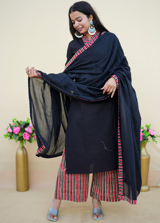 Comfortable Pure Cotton Printed Suit – Handcrafted